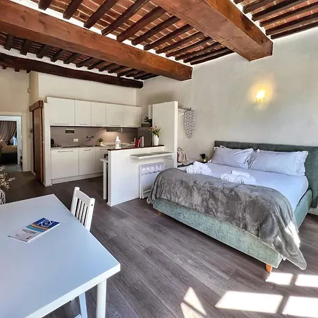 アパート Tuscany Old Town *