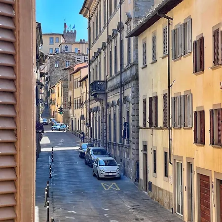 아파트 Tuscany Old Town *
