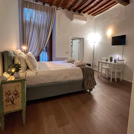 Tuscany Old Town 아파트 *